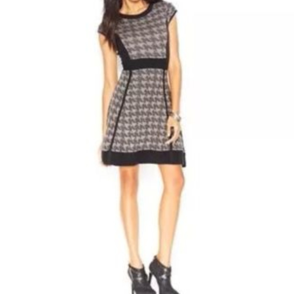 XS Jessica Simpson sweater‎ dress